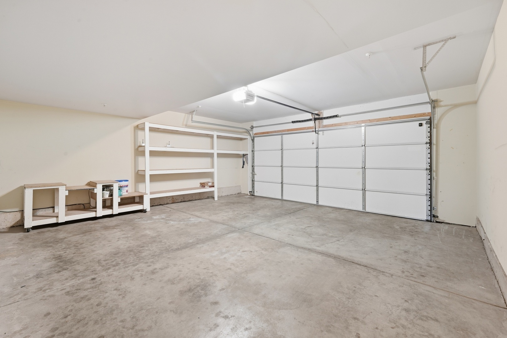 400 Concord Court Property Photo 23