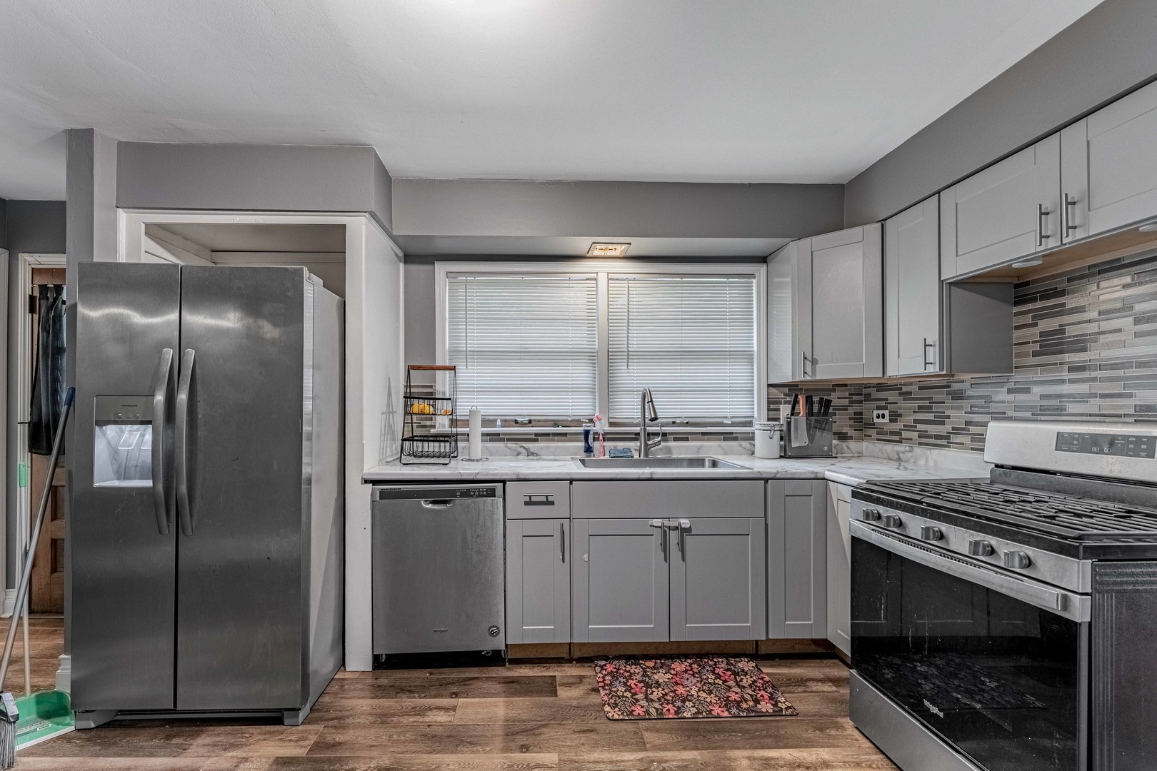 12256 S Harvard Avenue Property Photo 11