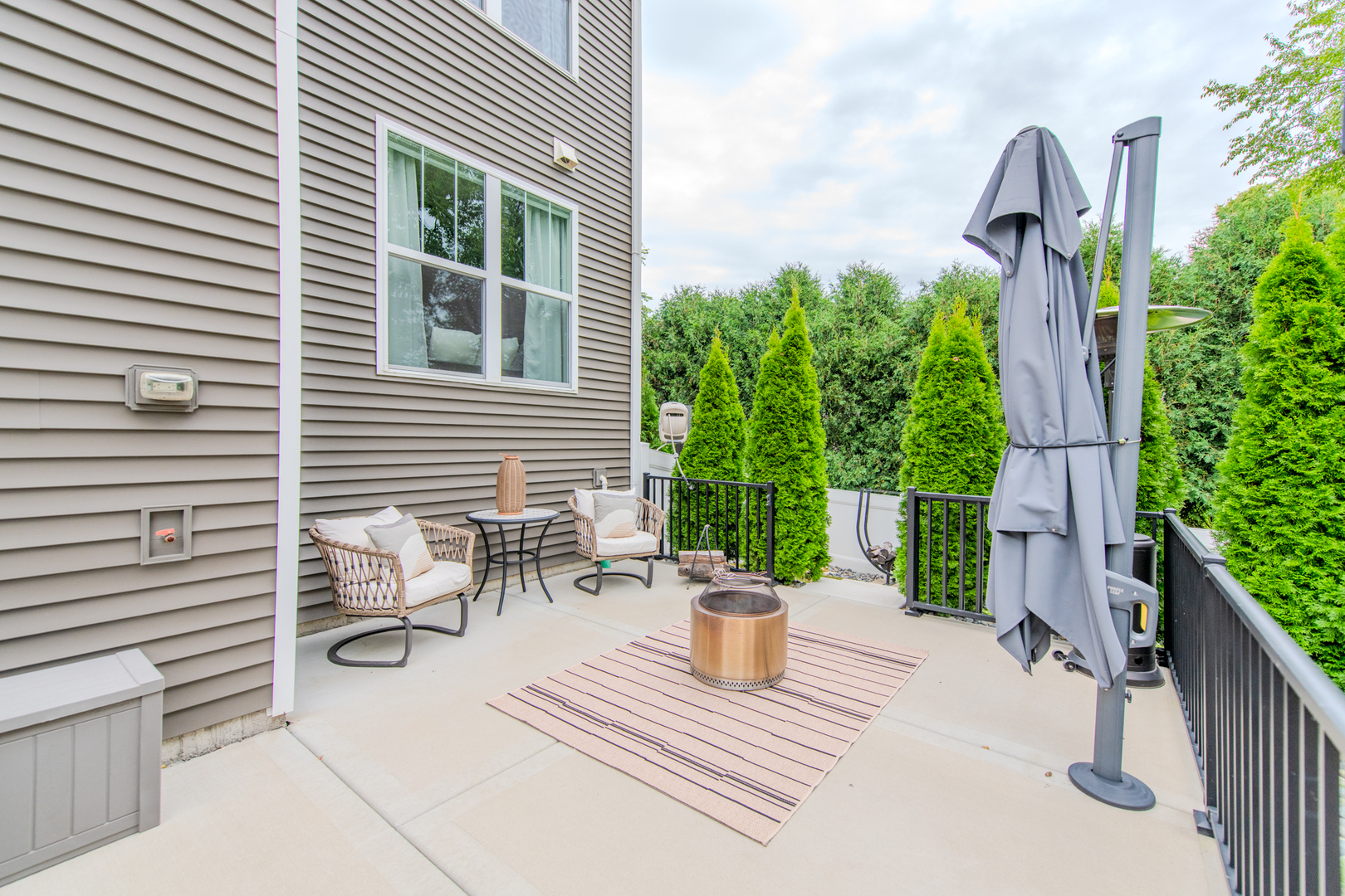 24713 Sleepy Hollow Lane Property Photo 16