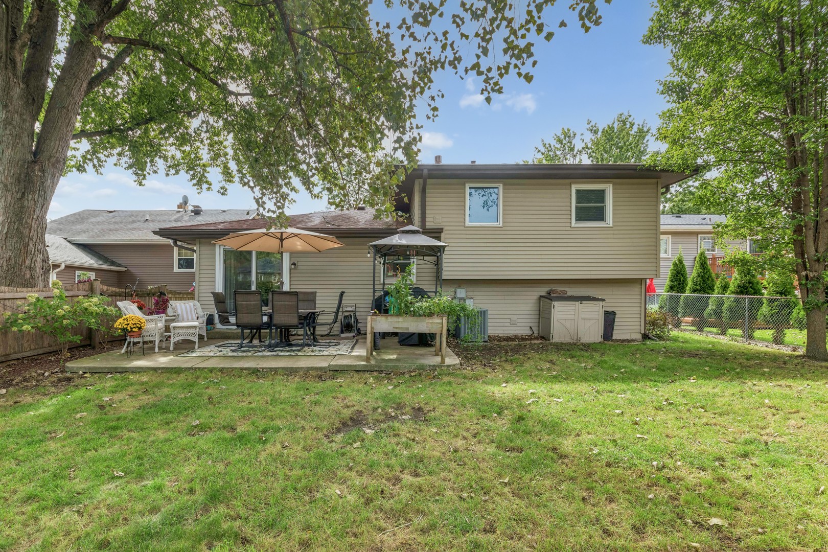 1501 E Elm Street Property Photo 14