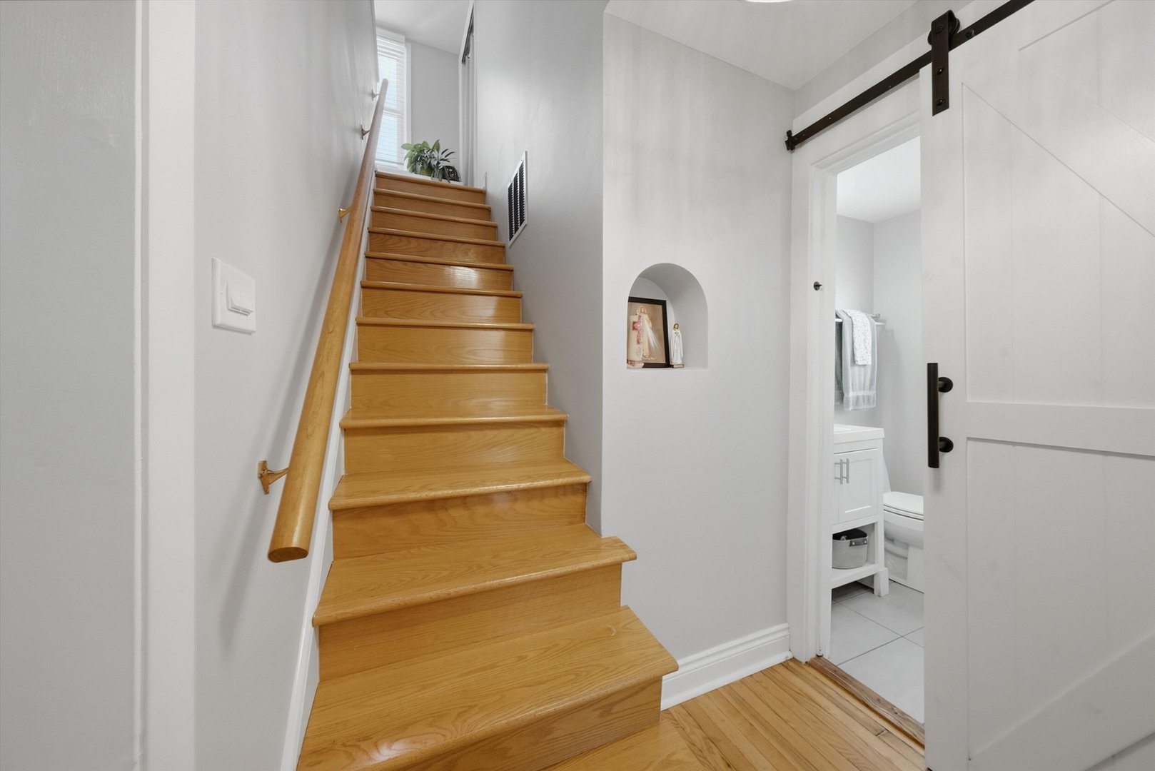 2115 Halsey Drive Property Photo 14