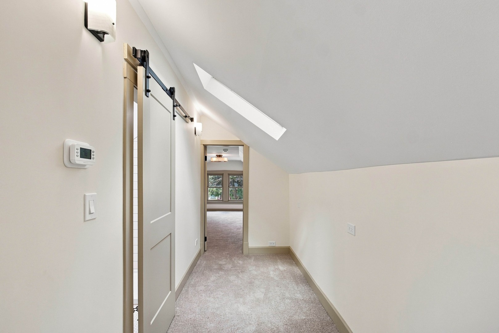 5941 W Waveland Avenue Property Photo 14