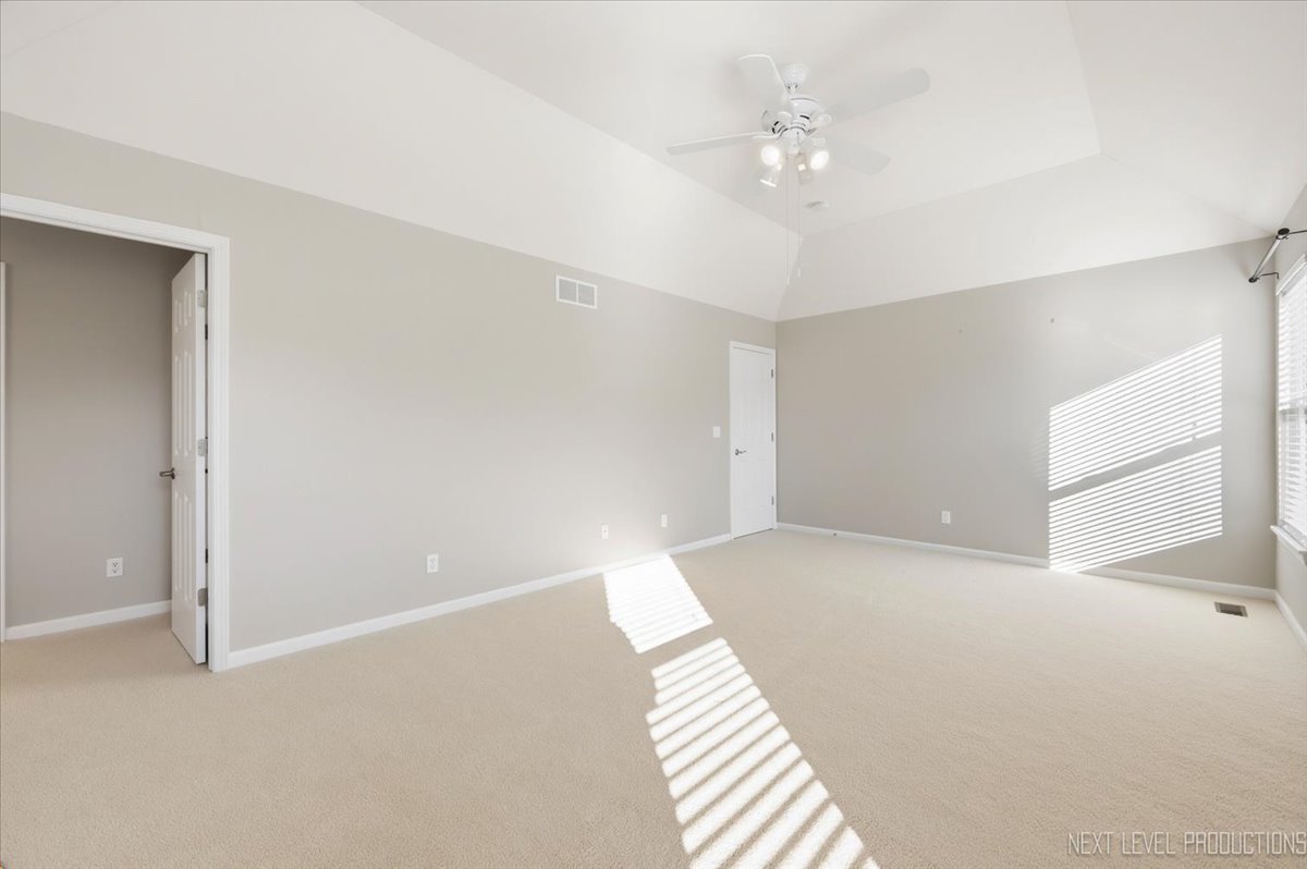 0n649 Bowdish Drive Property Photo 16