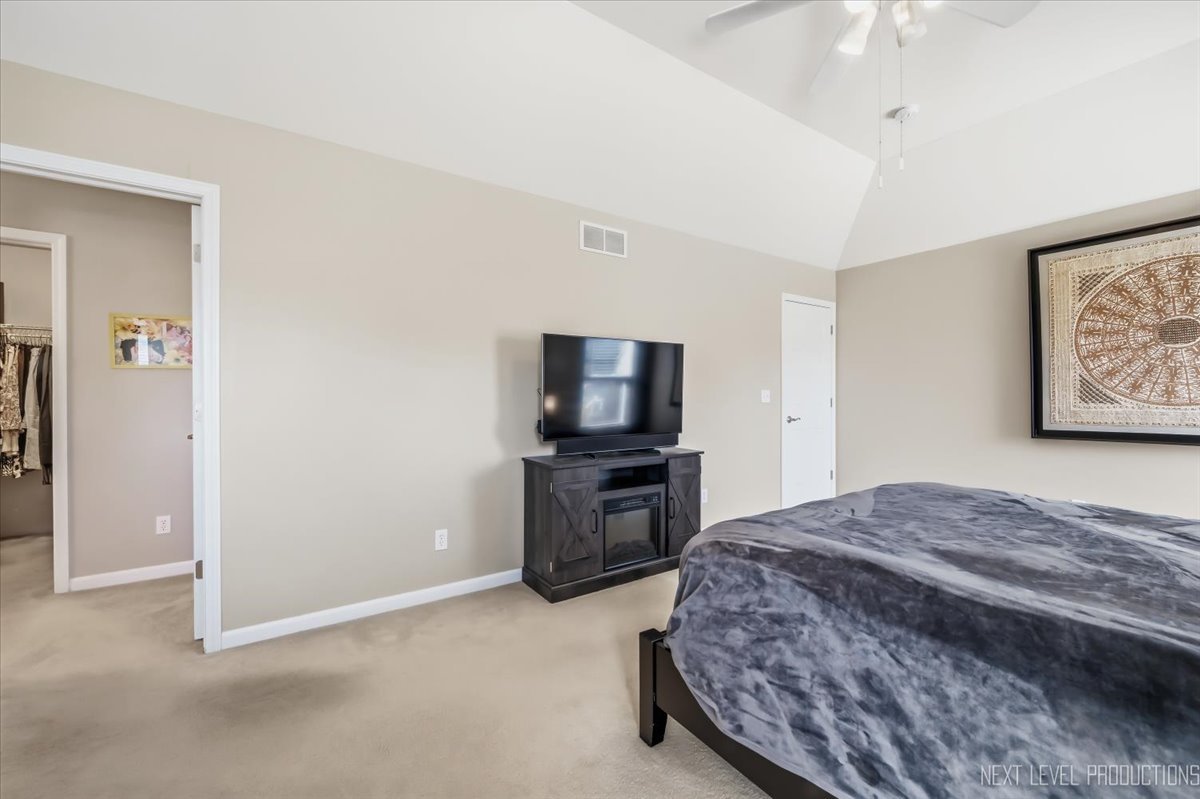 0n649 Bowdish Drive Property Photo 17
