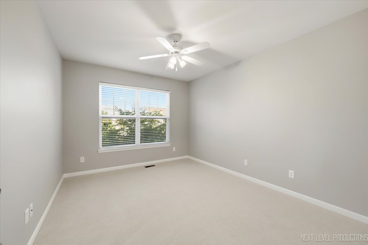 0n649 Bowdish Drive Property Photo 21