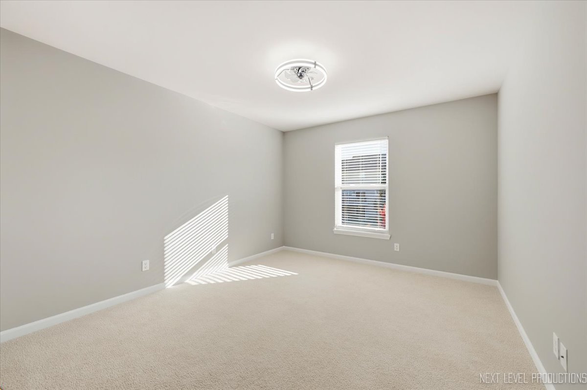 0n649 Bowdish Drive Property Photo 22