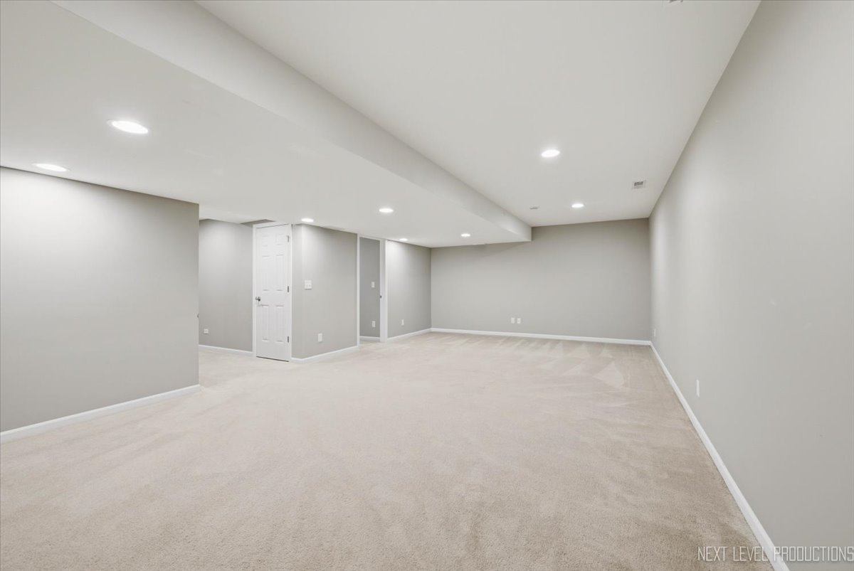 0n649 Bowdish Drive Property Photo 24