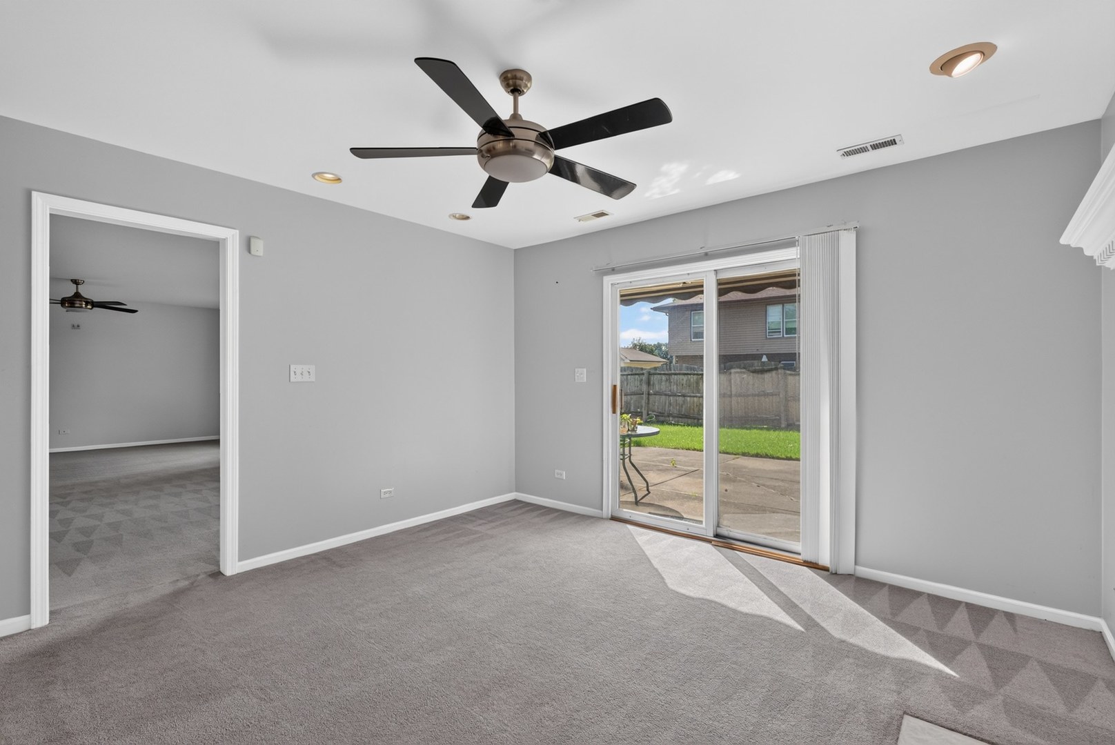 1025 Mayfield Lane Property Photo 10