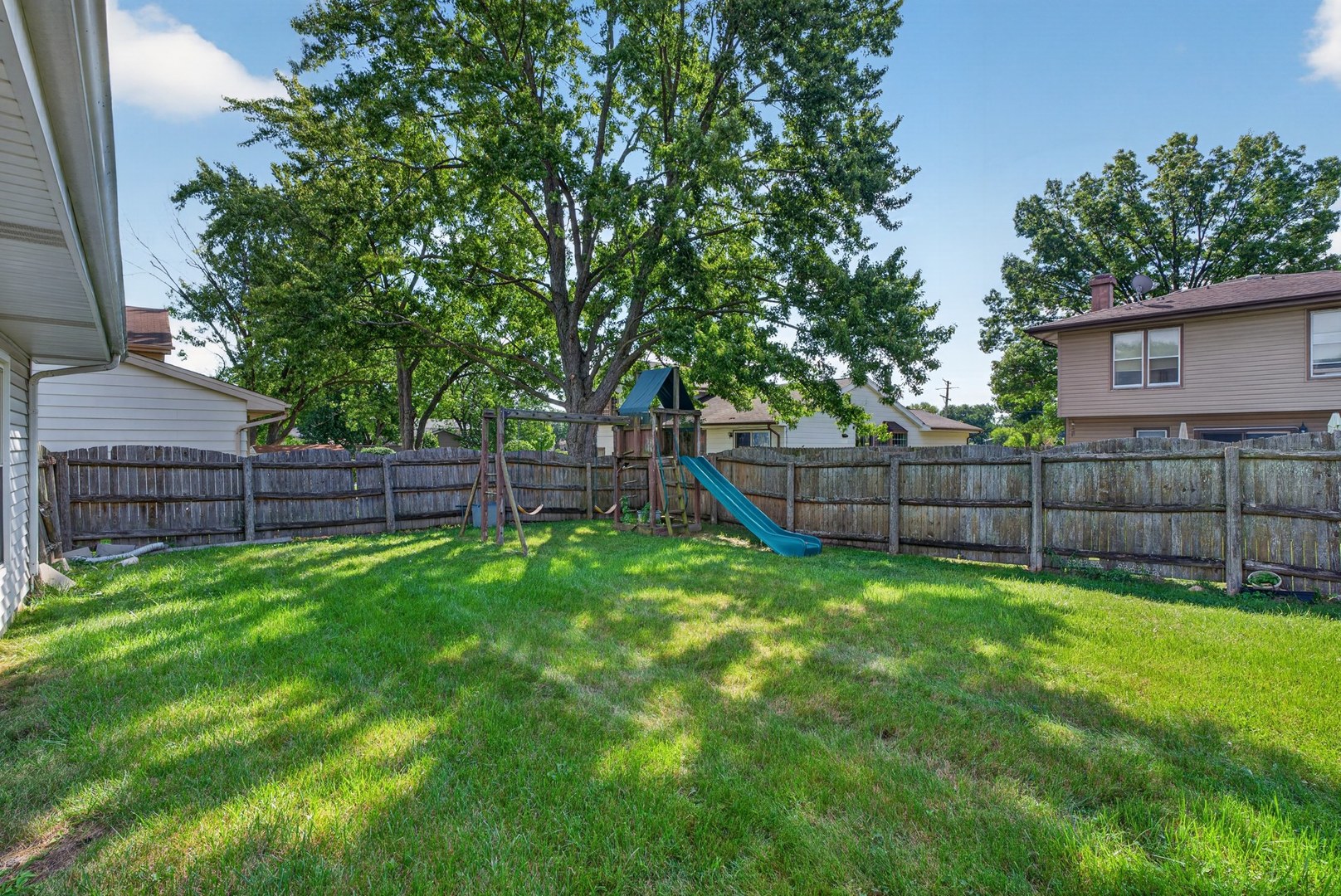 1025 Mayfield Lane Property Photo 23