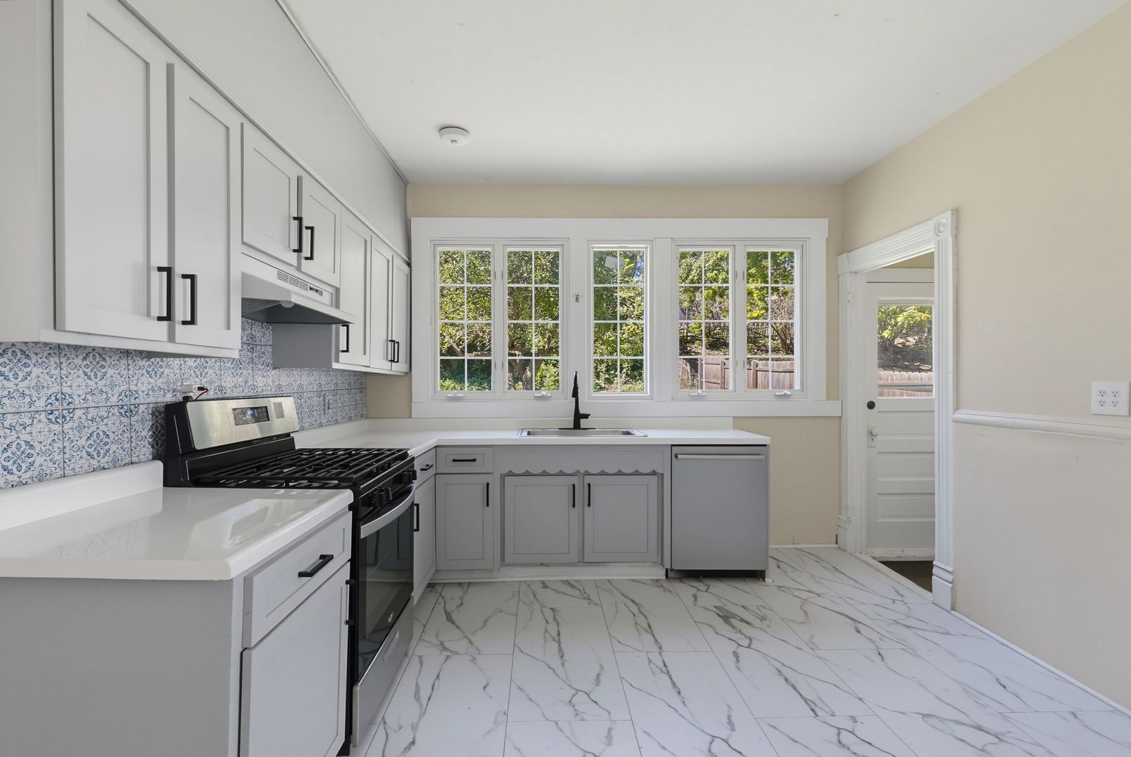 1312 Esplanade Avenue Property Photo 14