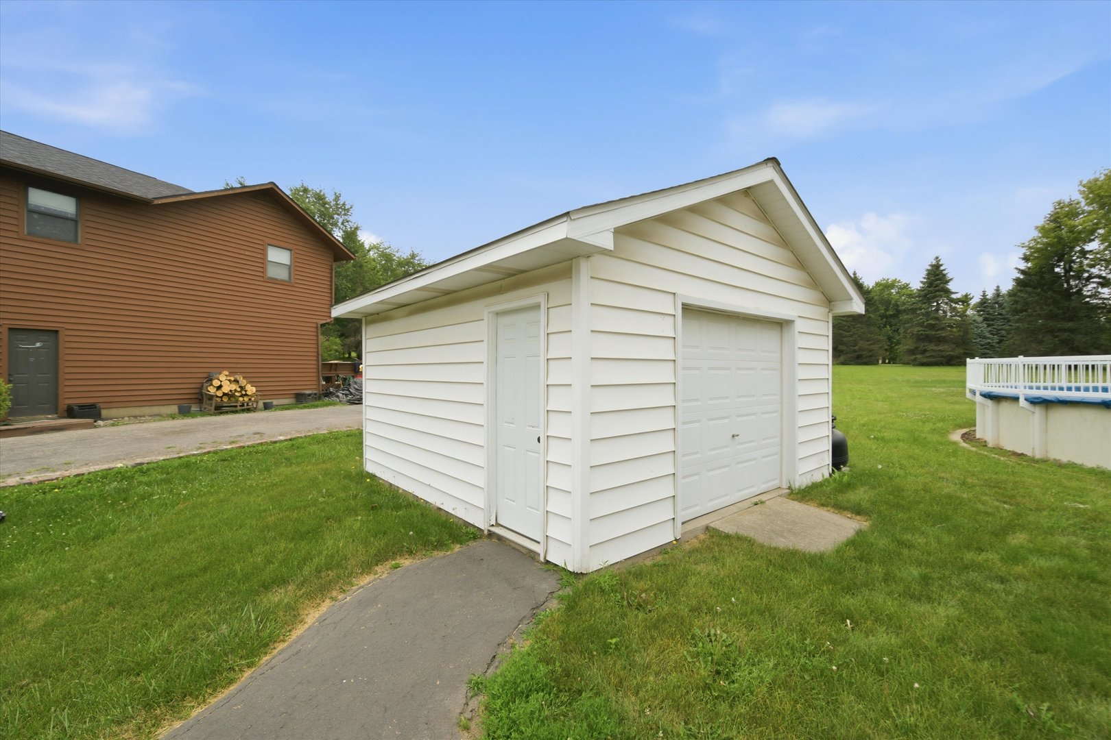 518 Meadow Court Property Photo 31