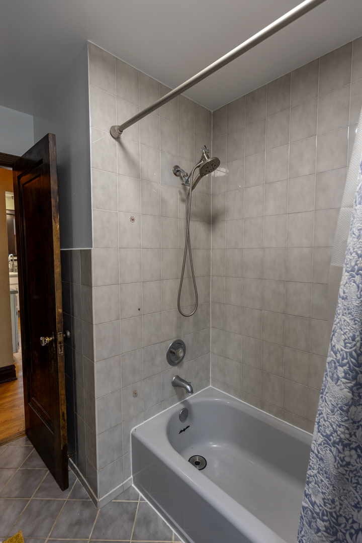 7047 26th Parkway Property Photo 15