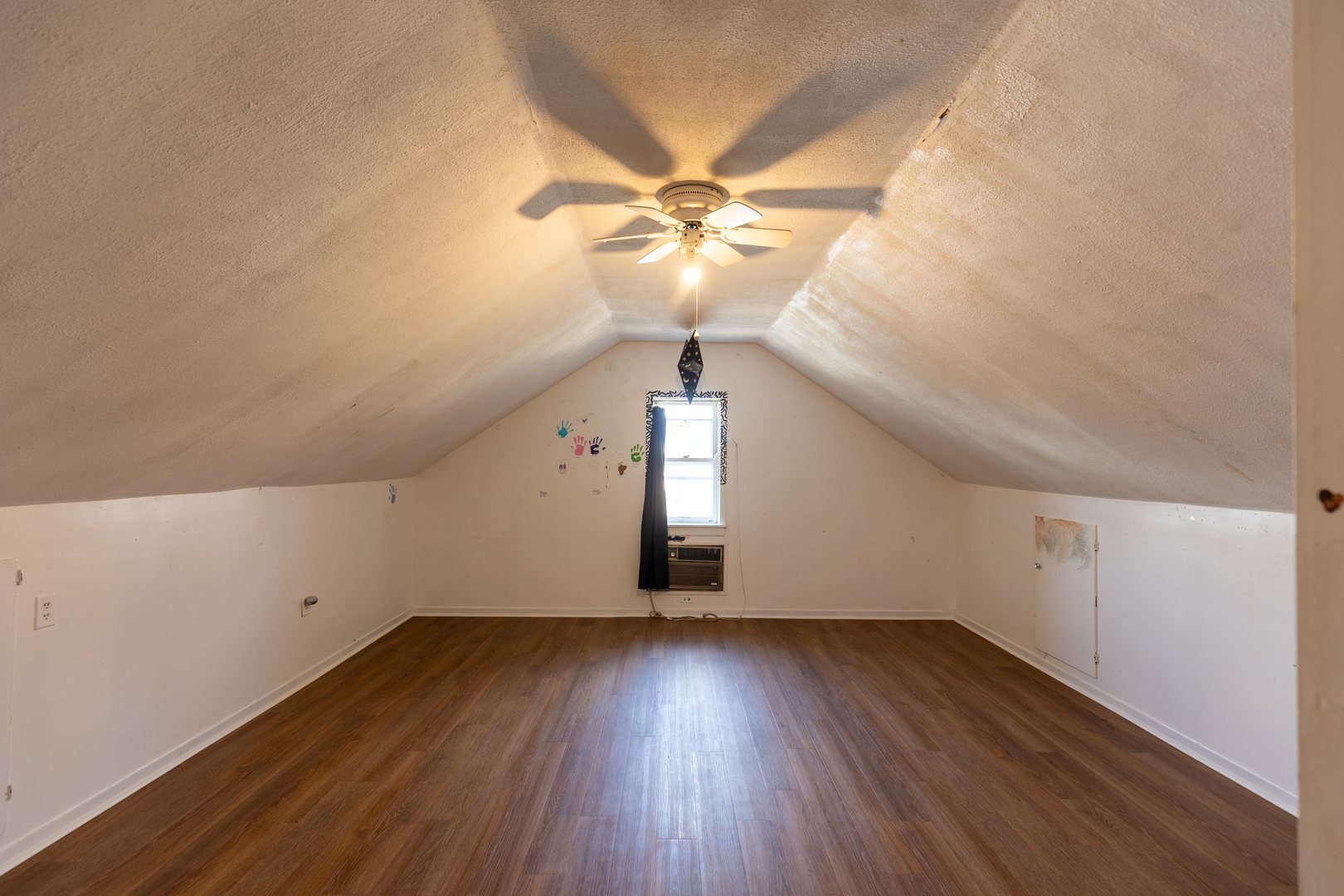 7047 26th Parkway Property Photo 24