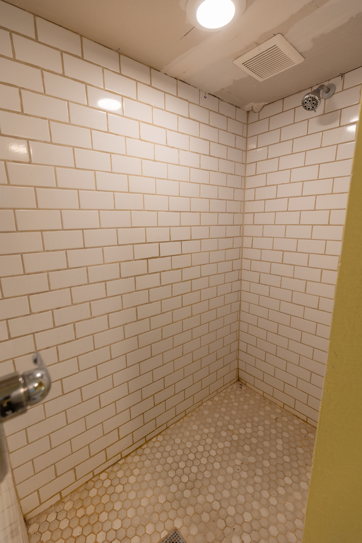 7047 26th Parkway Property Photo 36