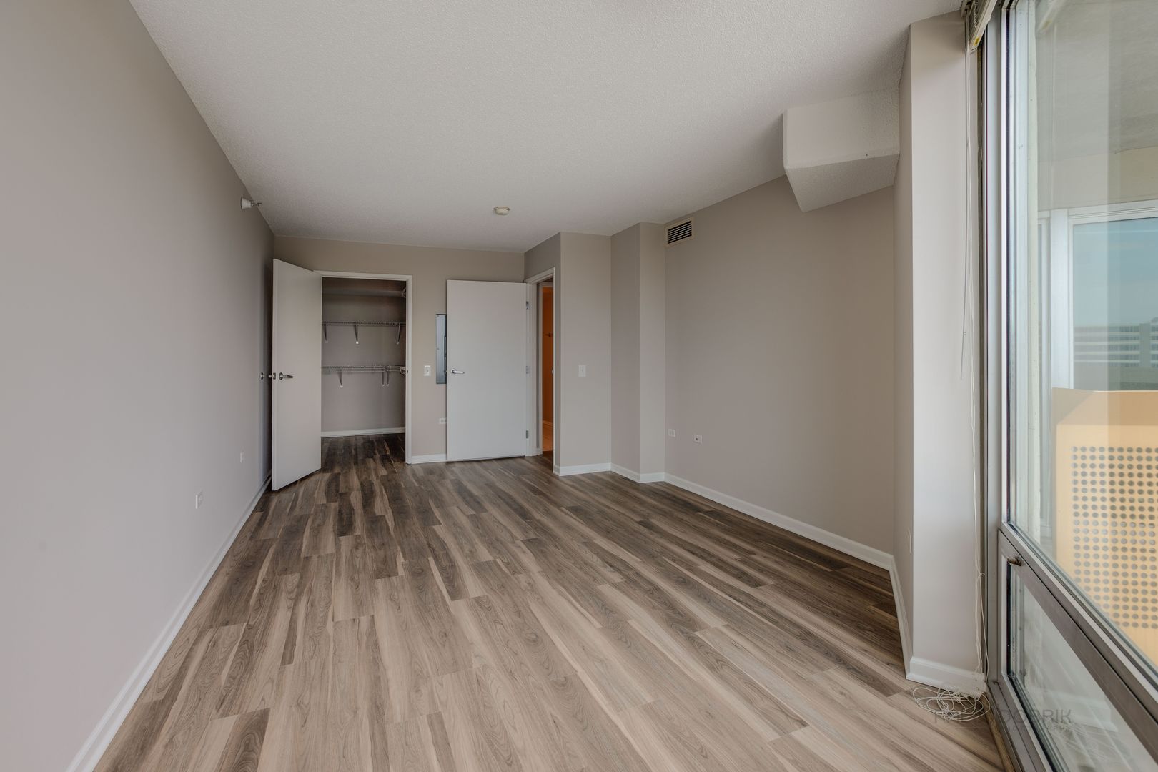 1720 Maple Avenue 1360 Property Photo 13