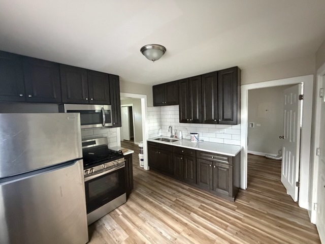 14631 Lincoln Avenue Property Photo 4