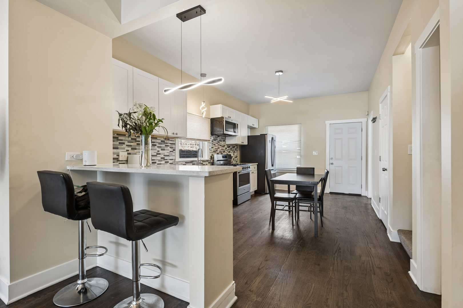 8243 S Halsted Street Property Photo 5