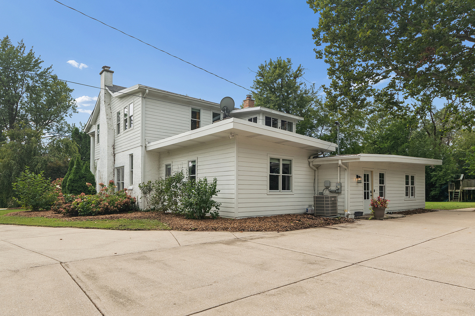6500 166th Street Property Photo 54