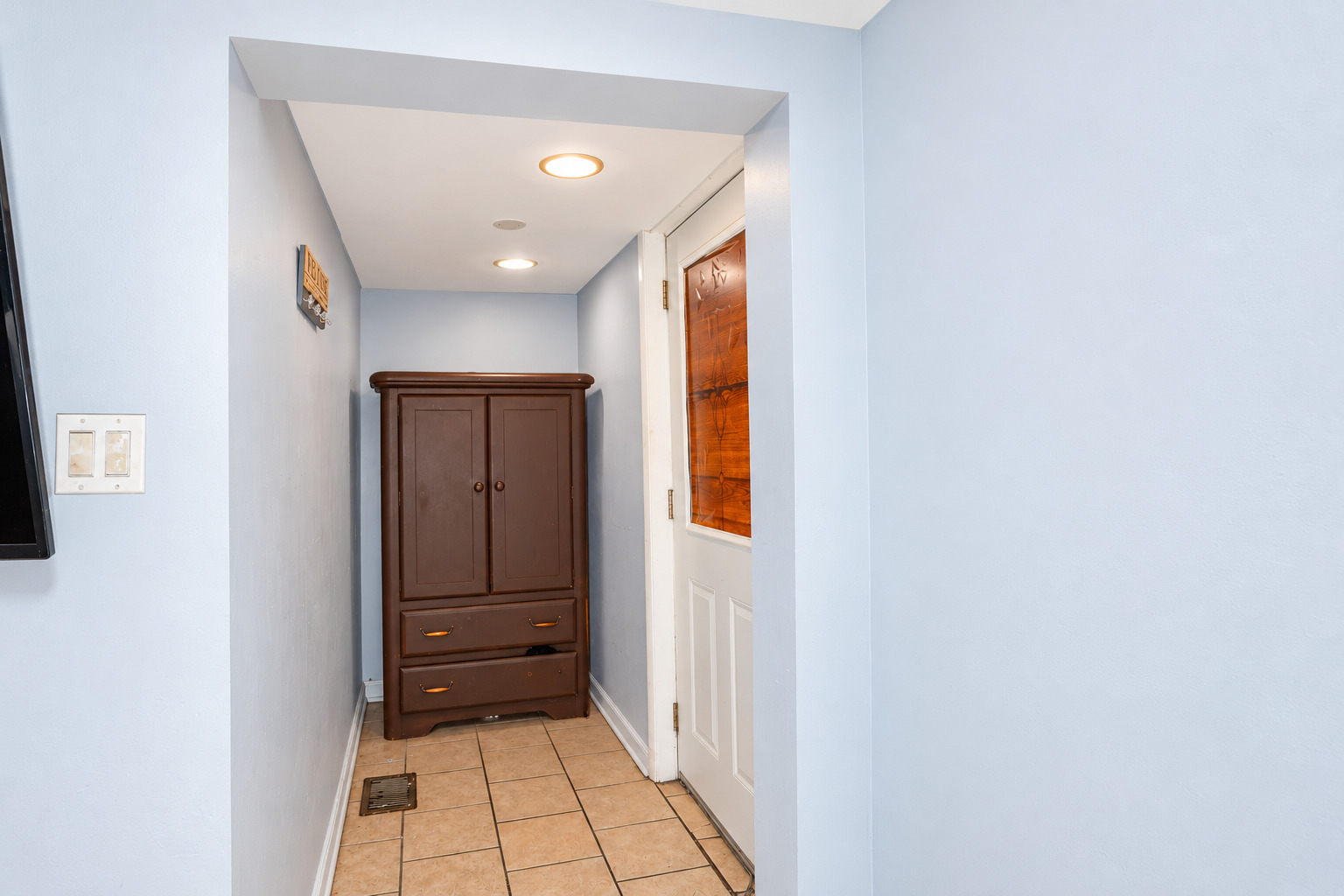 3906 W Montrose Avenue Property Photo 37