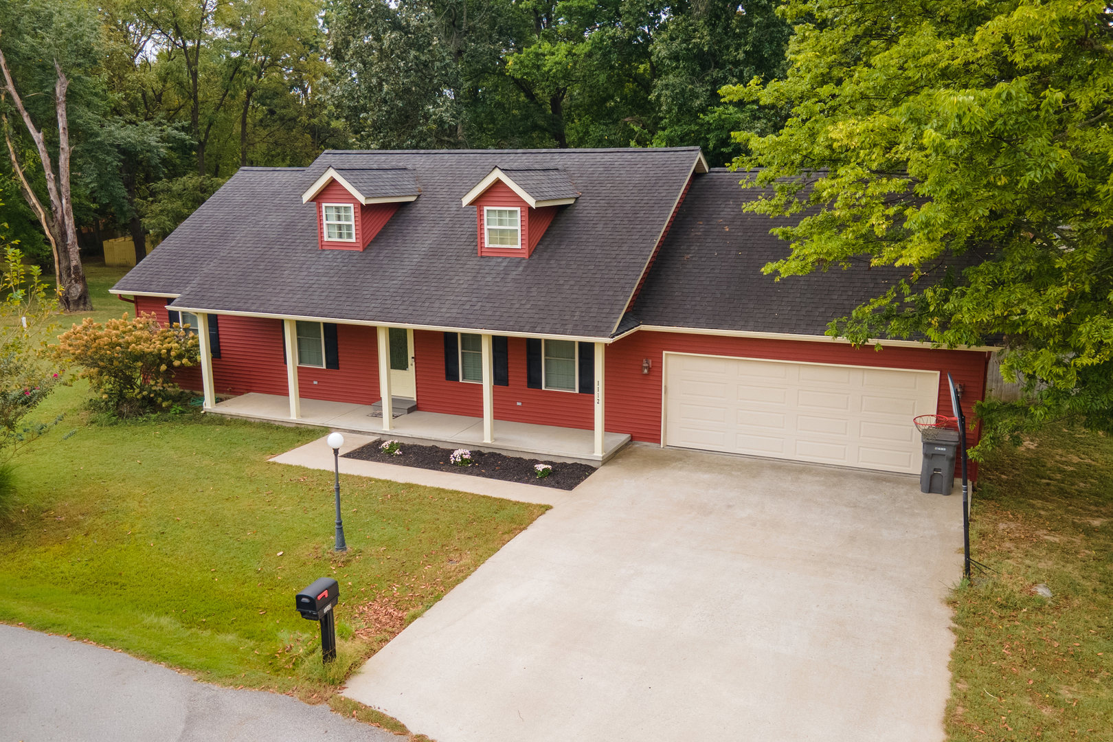 1112 Line Drive Property Photo 1