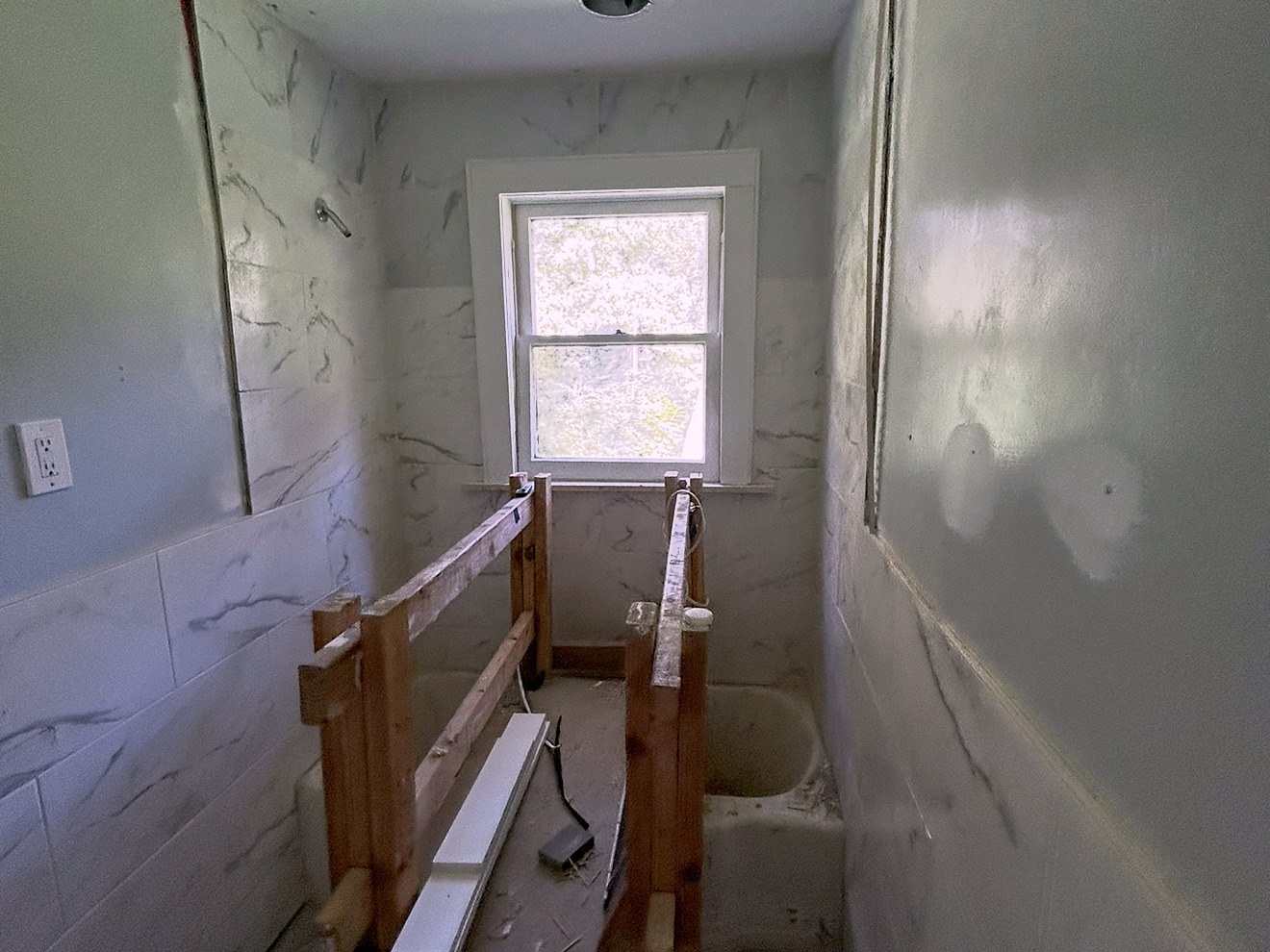 212 Tomlinson Street Property Photo 8