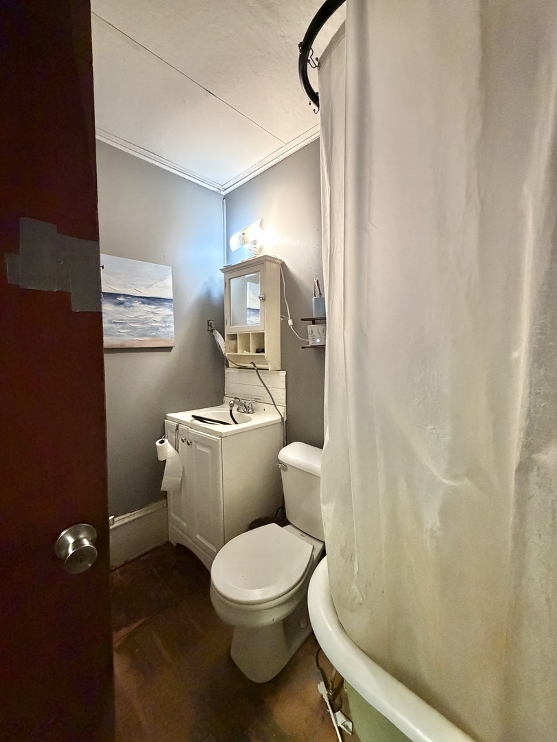 407 N Webster Street Property Photo 11