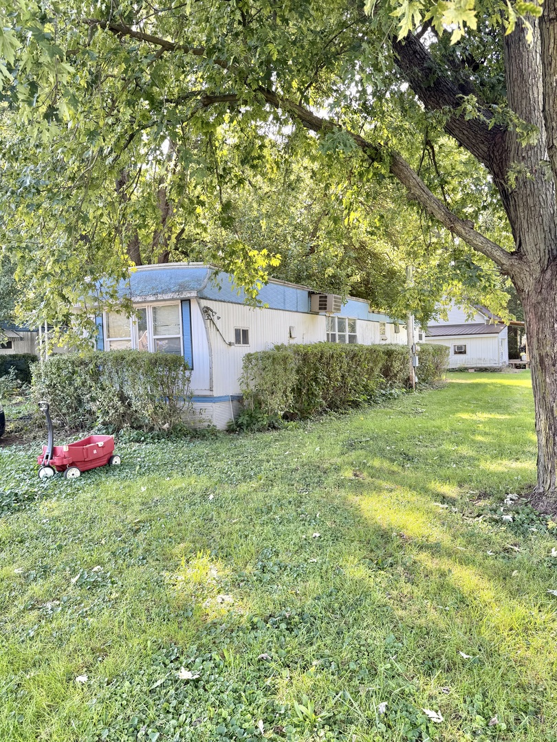 407 N Webster Street Property Photo 16