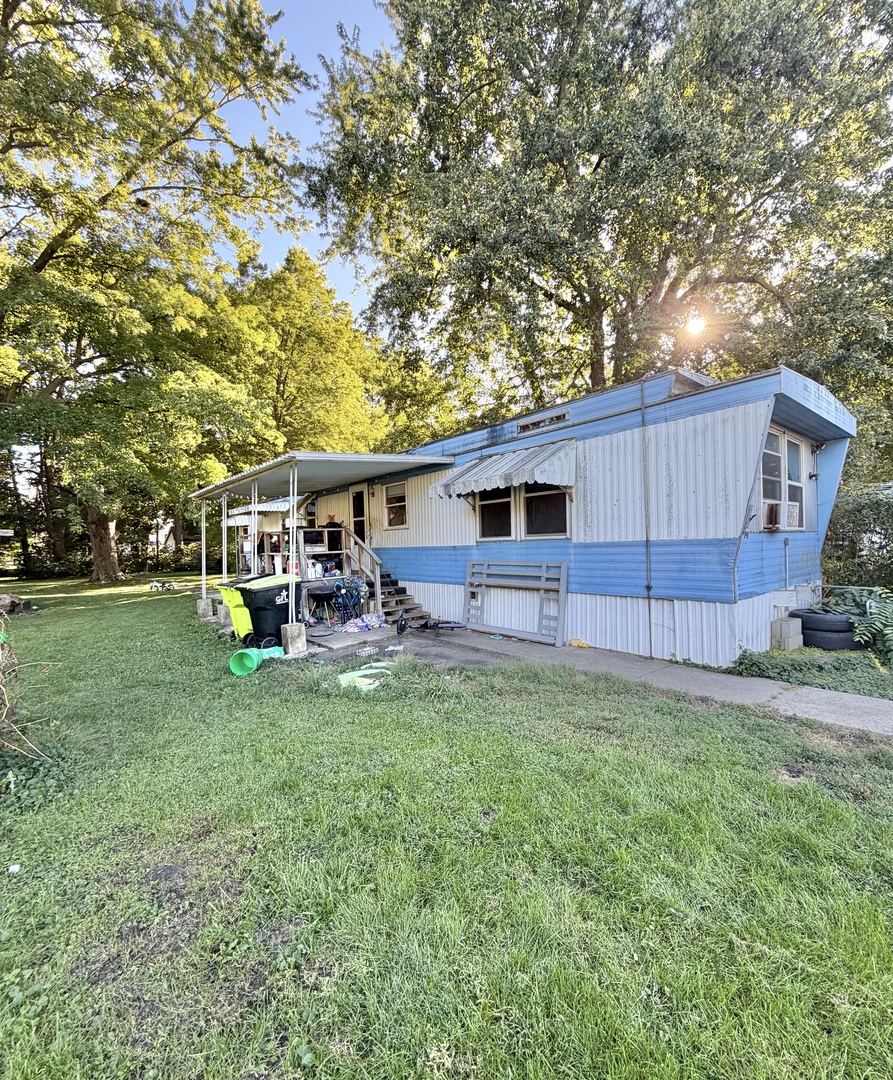 407 N Webster Street Property Photo 18