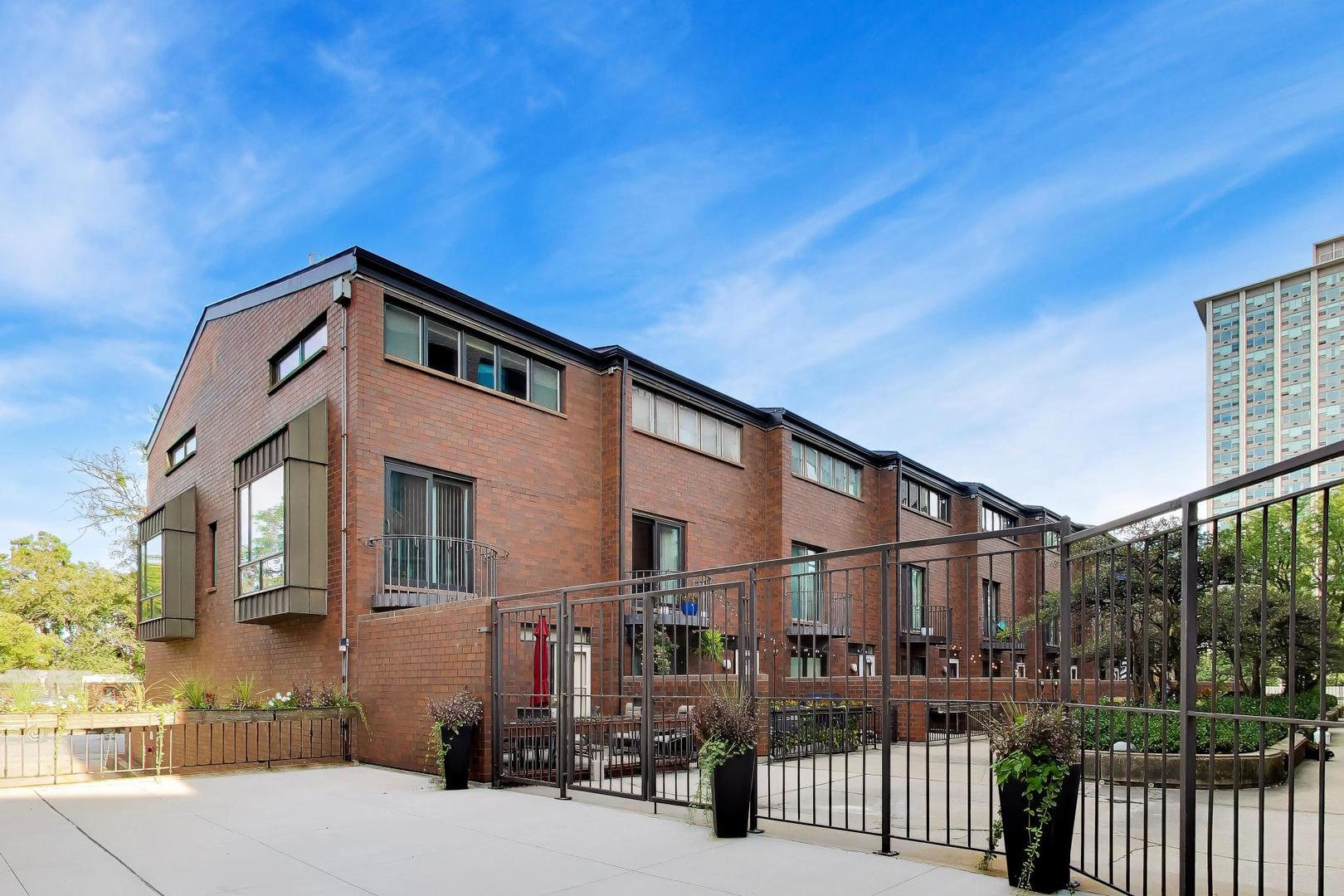 3700 N Lake Shore Drive 104 Property Photo 1