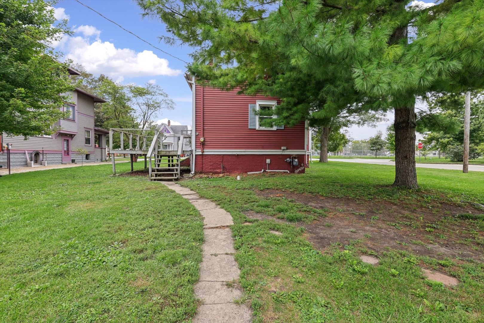 311 E Pells Street Property Photo 13