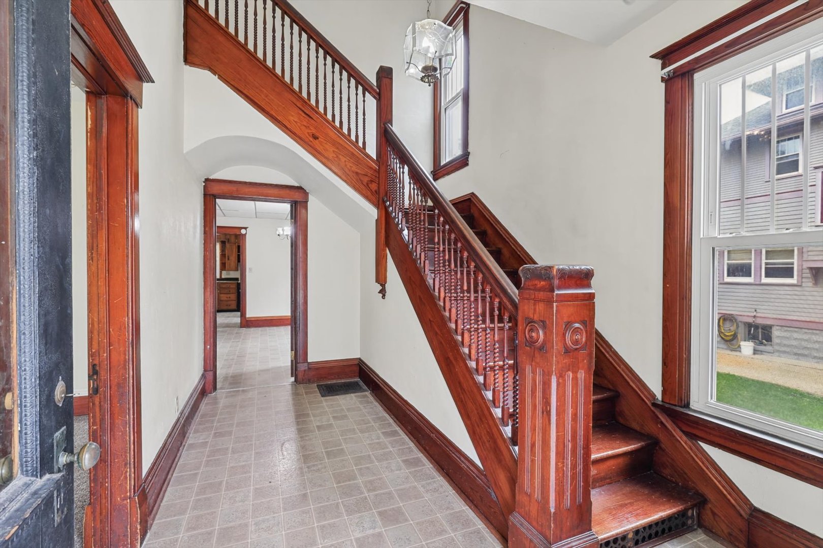 311 E Pells Street Property Photo 20