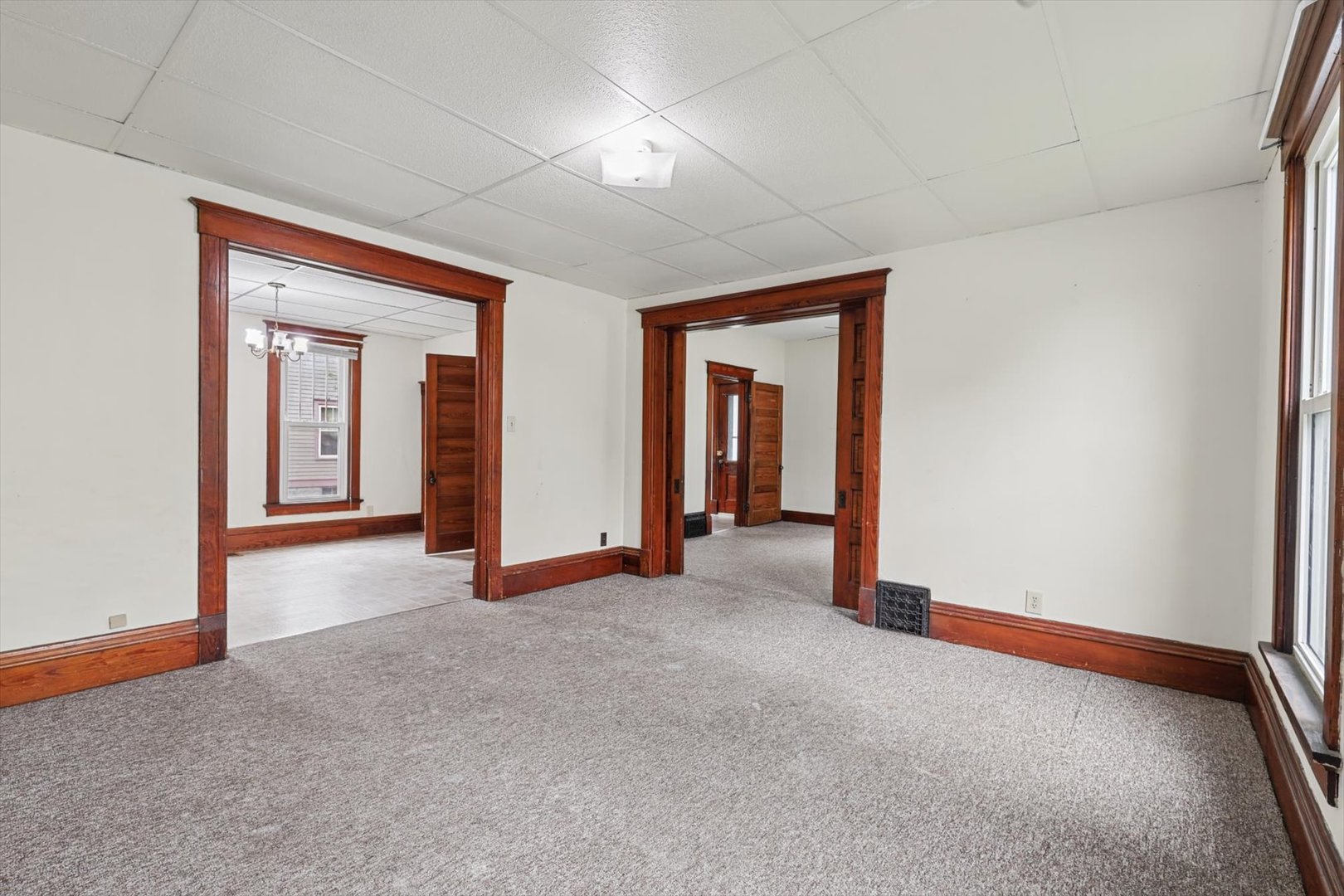 311 E Pells Street Property Photo 26