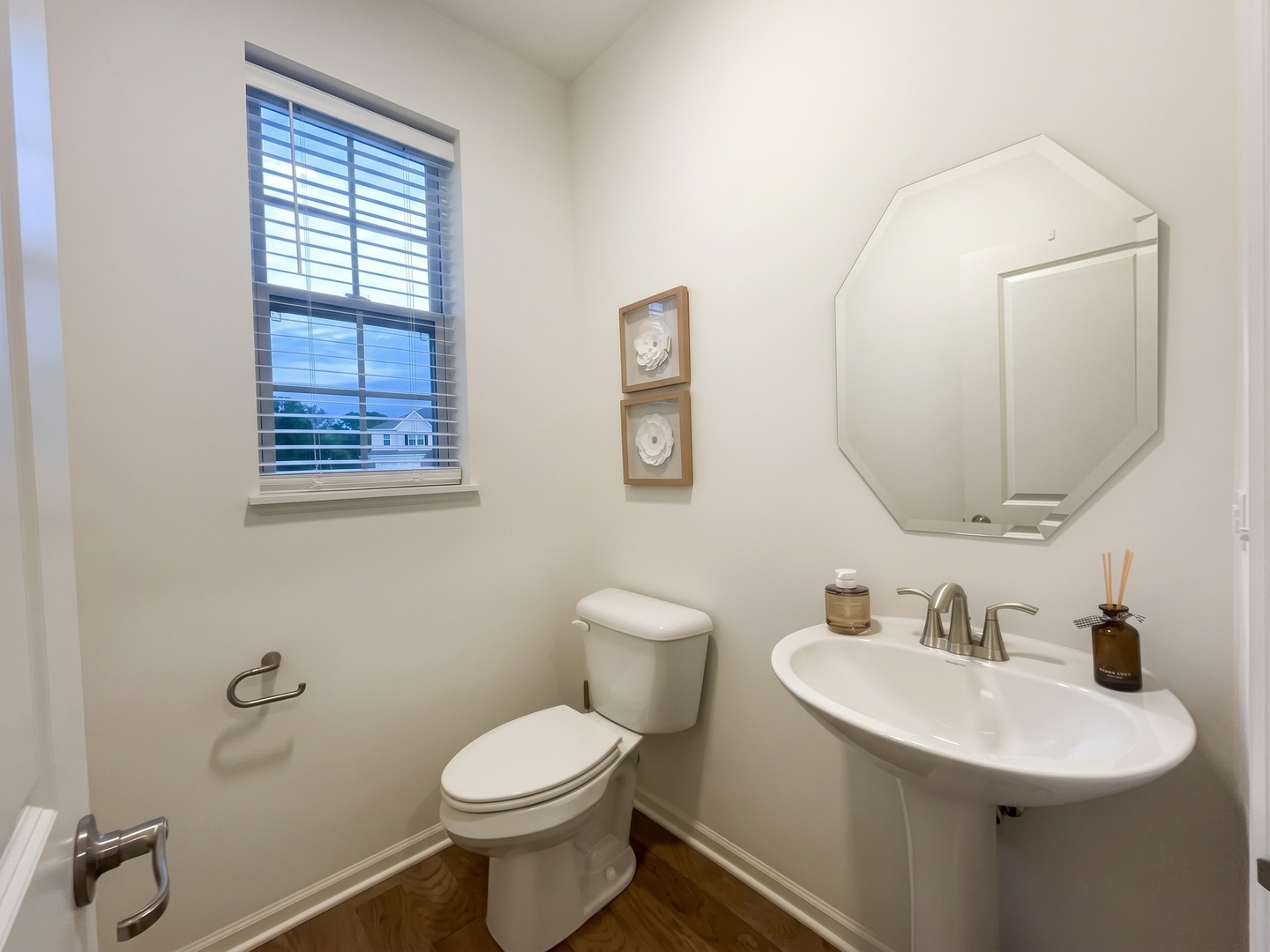 1246 Draper Road Property Photo 11