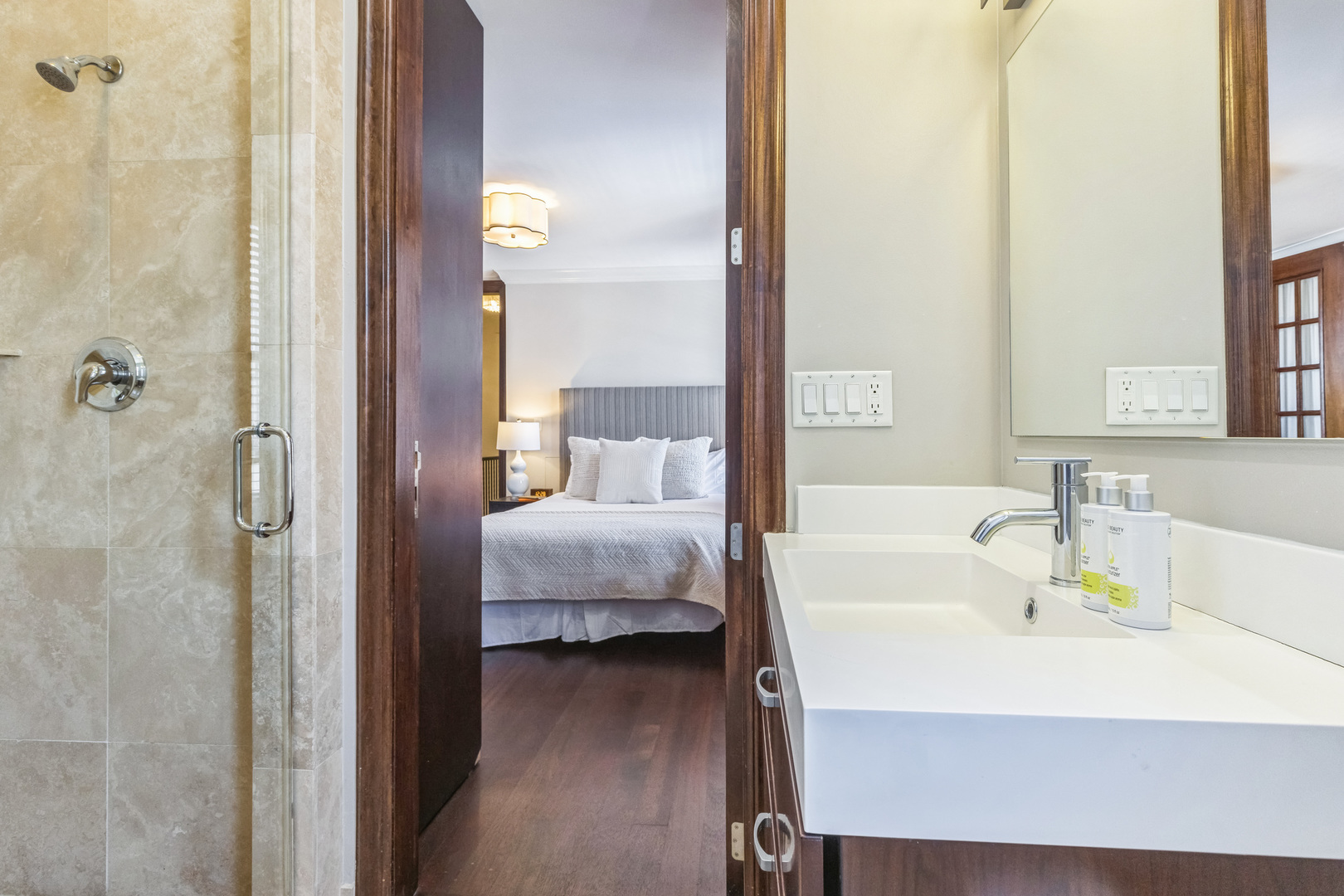 70 E Walton Street 501-601 Property Photo 18