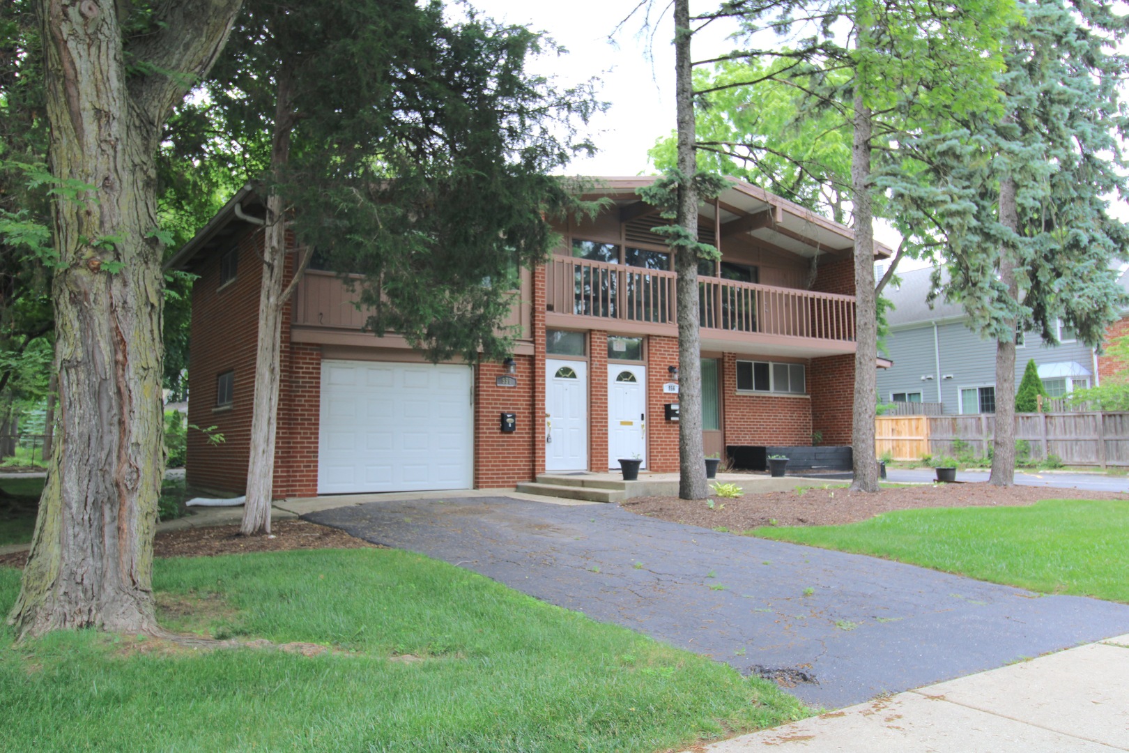 956 Deerfield Road 2 Property Photo 1