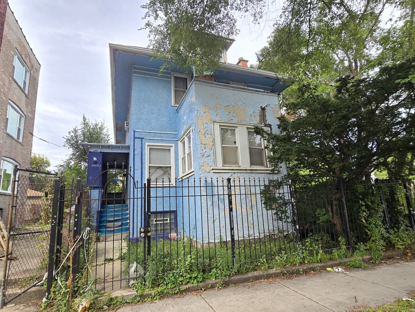 5460 W Fulton Street Property Photo 1