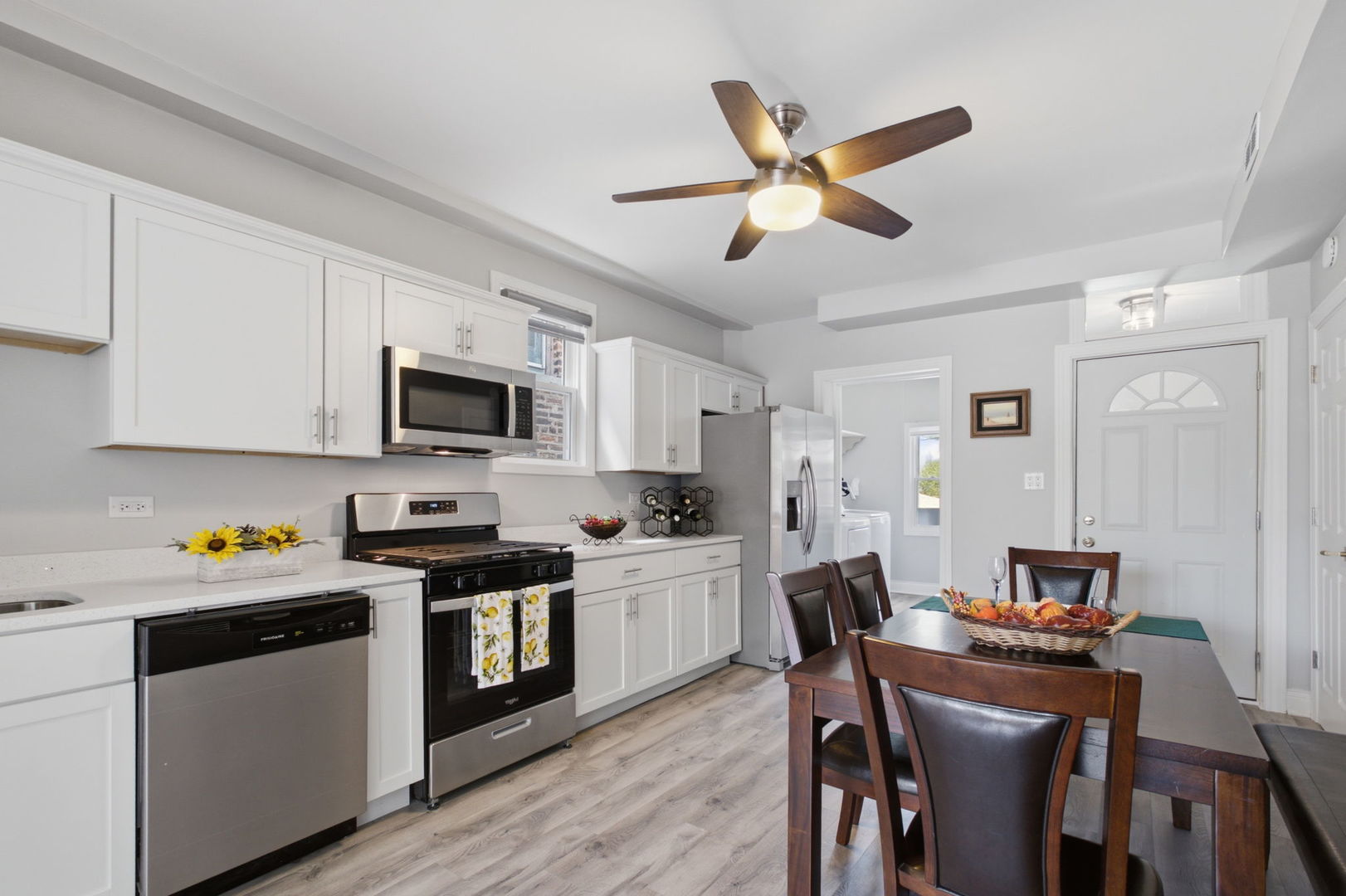 3012 S Pulaski Road Property Photo 10