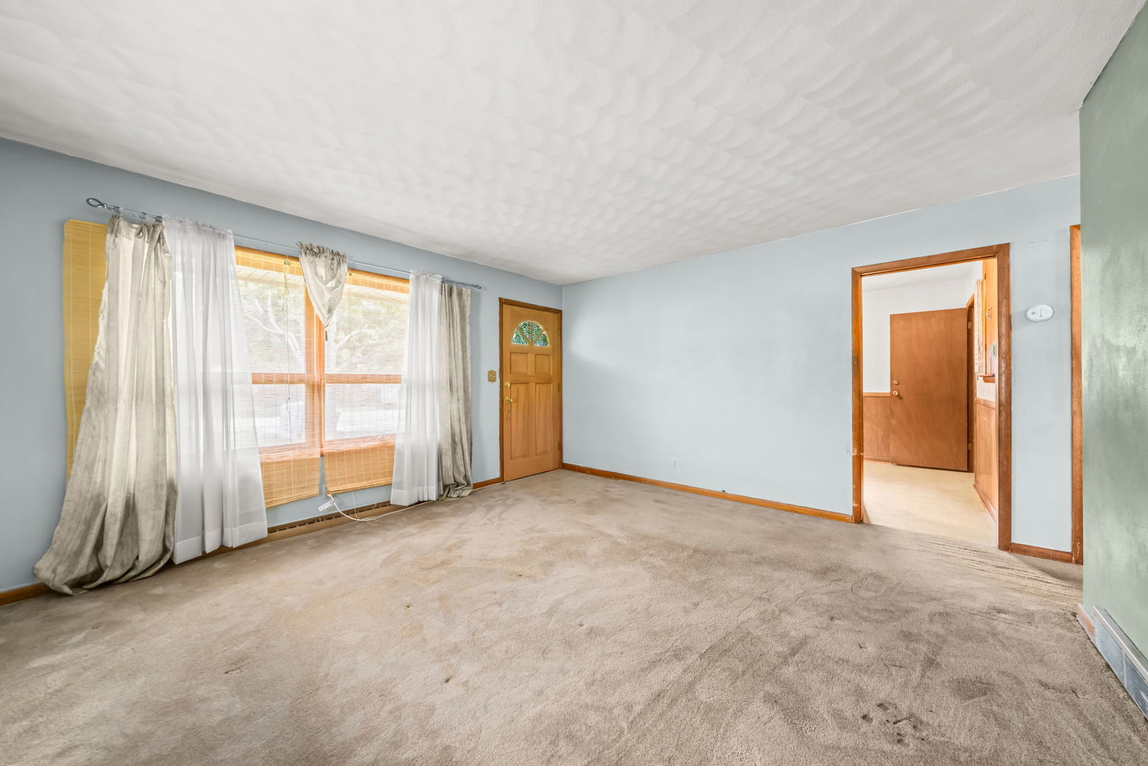 3042 Huffman Boulevard Property Photo 5