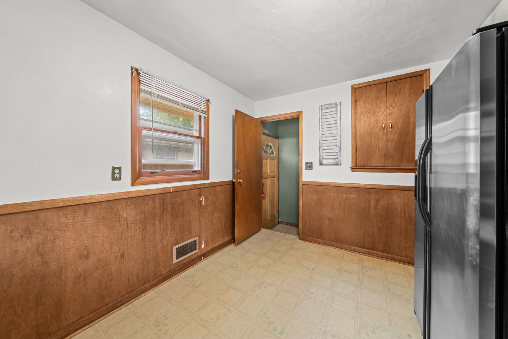 3042 Huffman Boulevard Property Photo 11