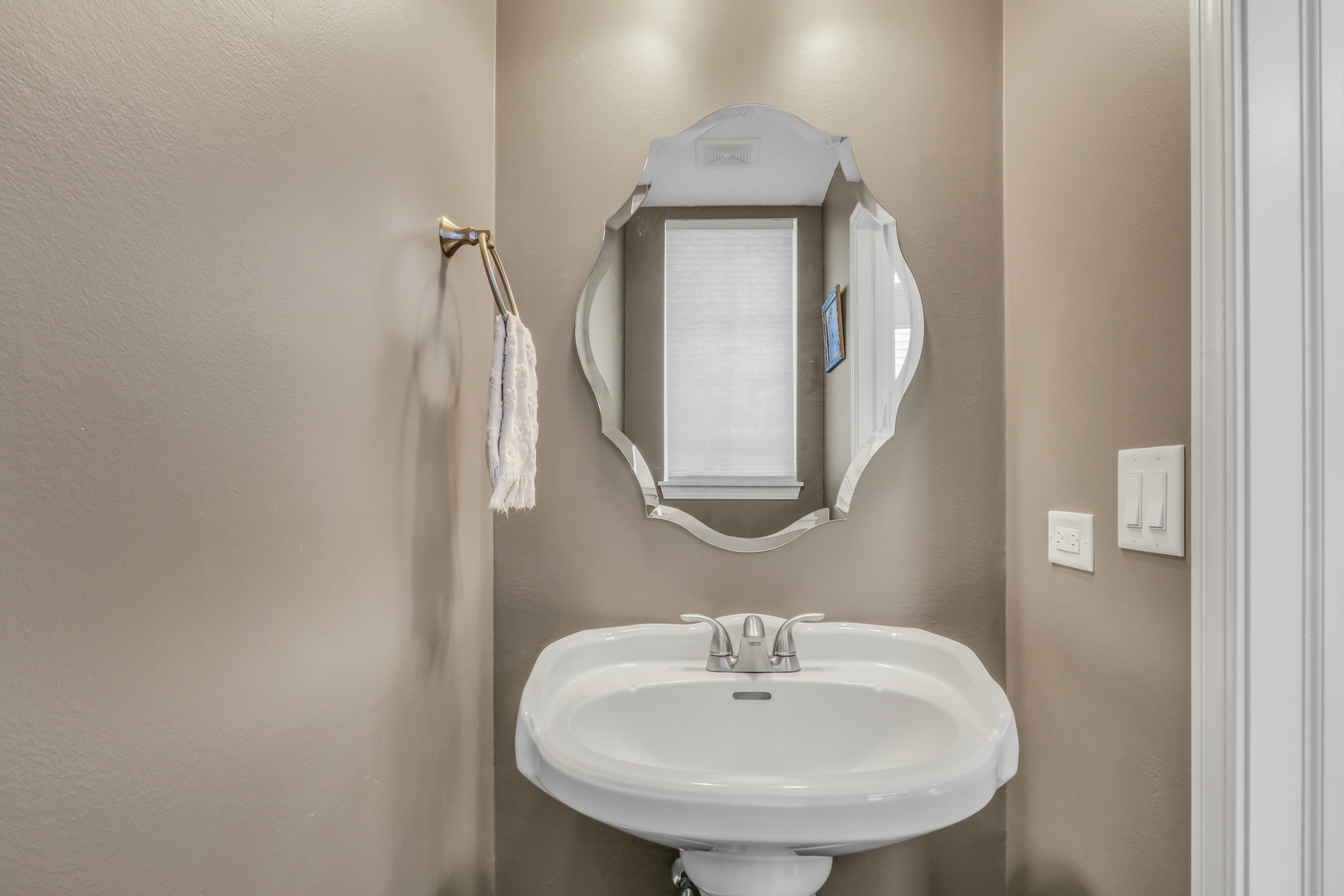 2287 W Bentley Lane Property Photo 13