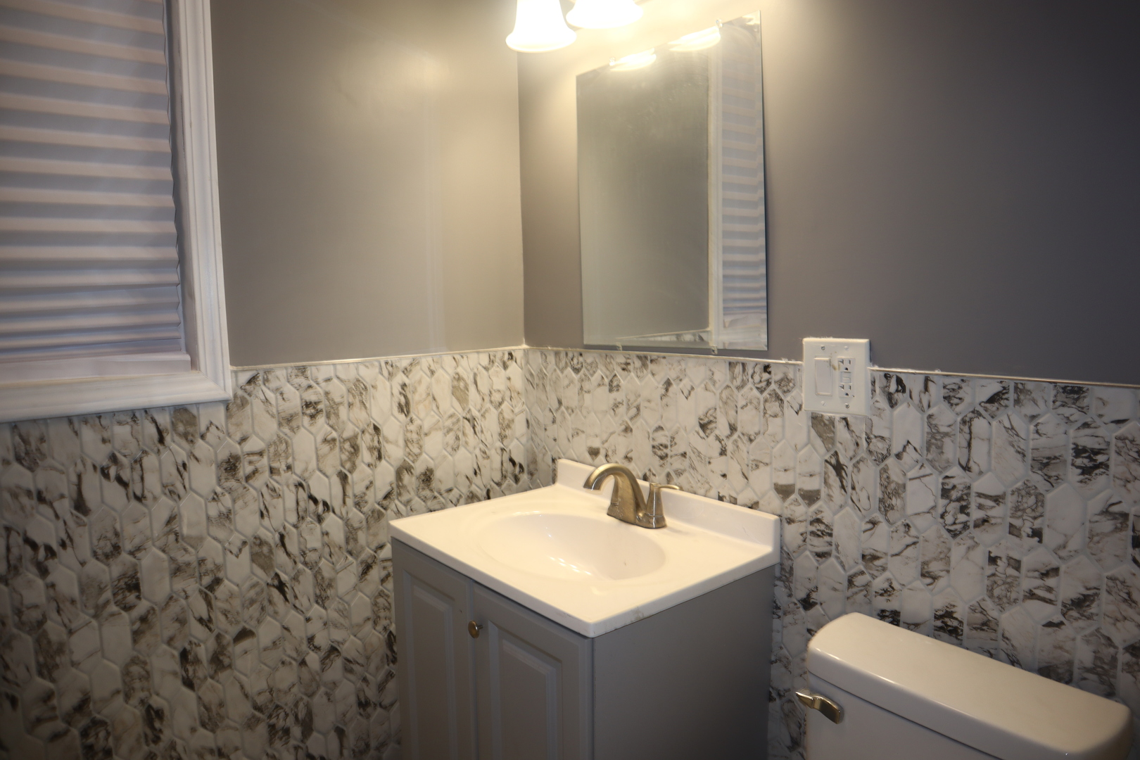 539 E 68th Street Property Photo 5