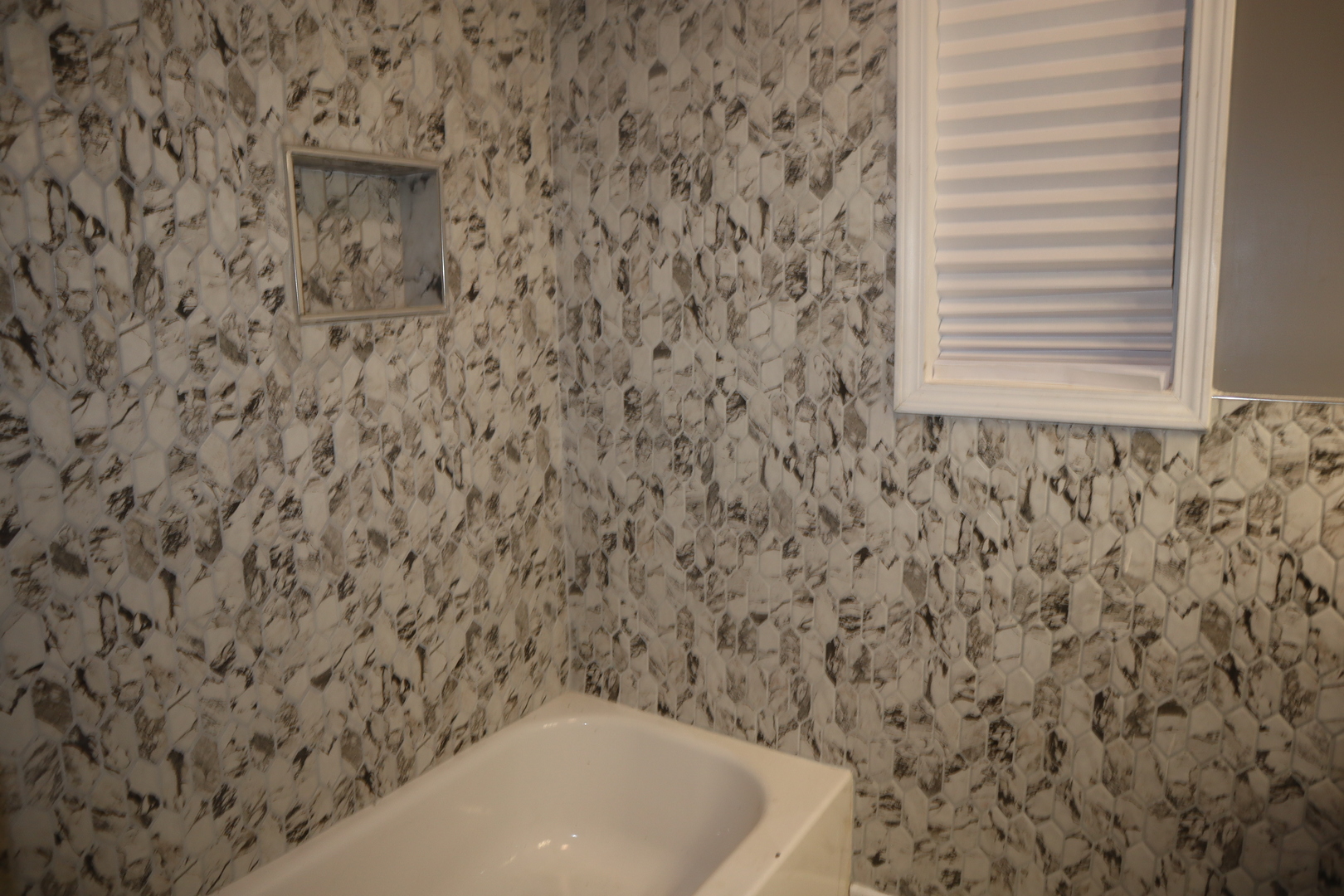 539 E 68th Street Property Photo 6