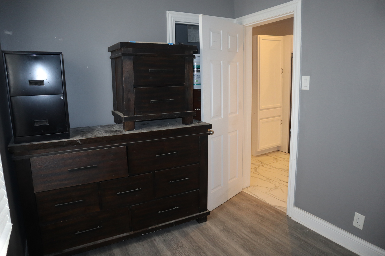 539 E 68th Street Property Photo 10