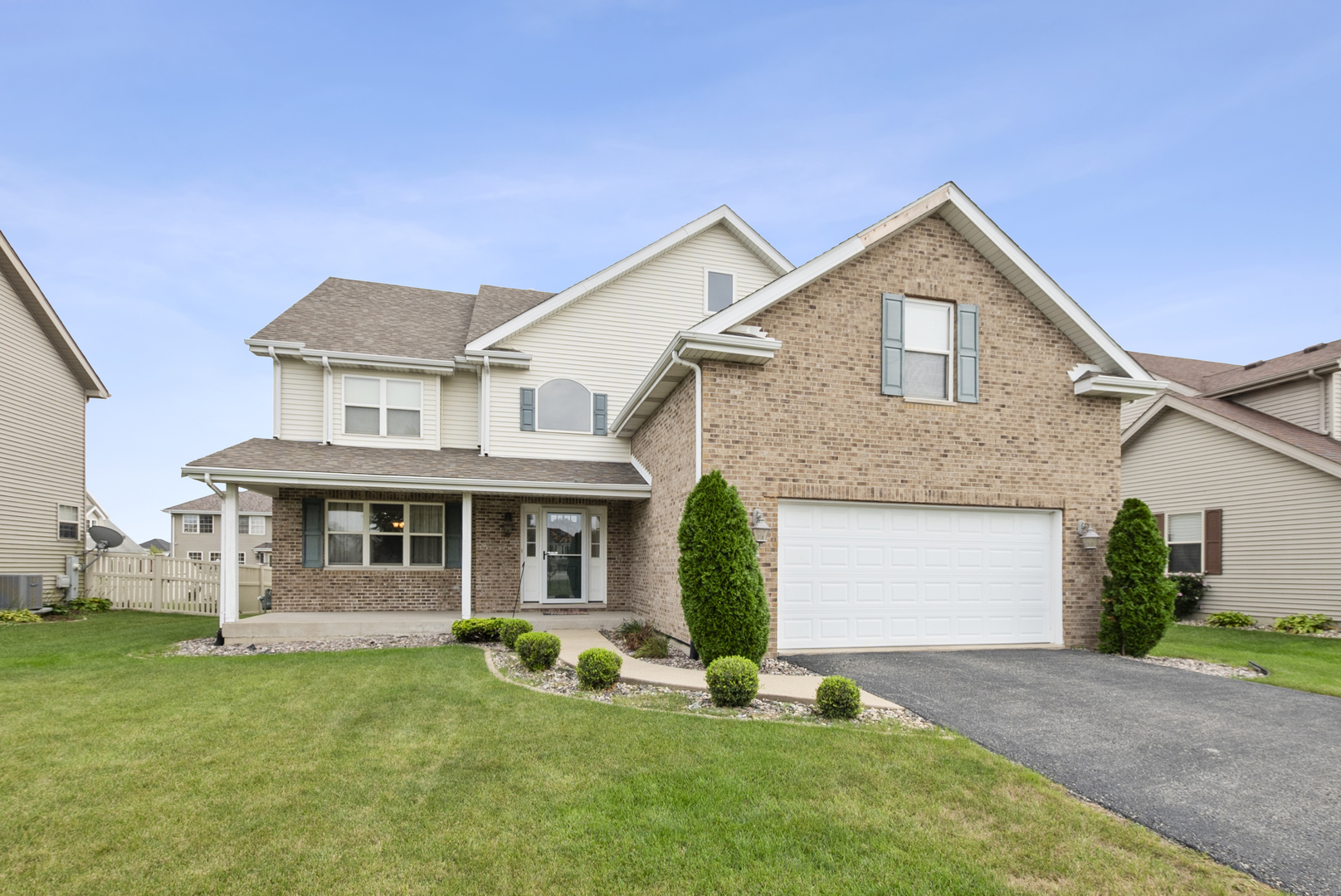 396 Hunters Drive Property Photo 1