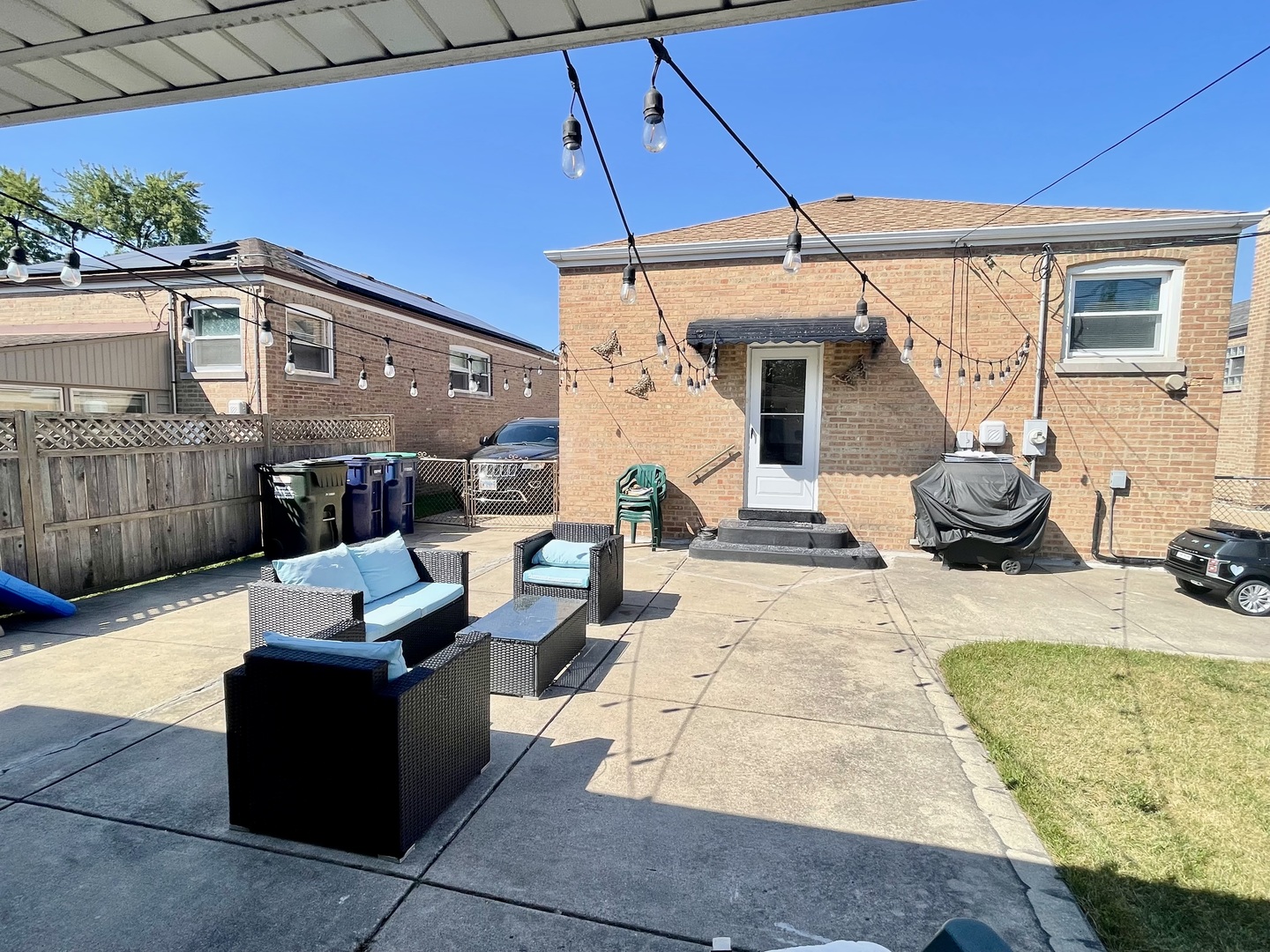 9133 S Hamlin Avenue Property Photo 23