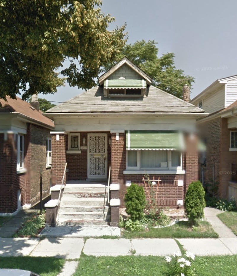 7809 S Vernon Avenue Property Photo 1