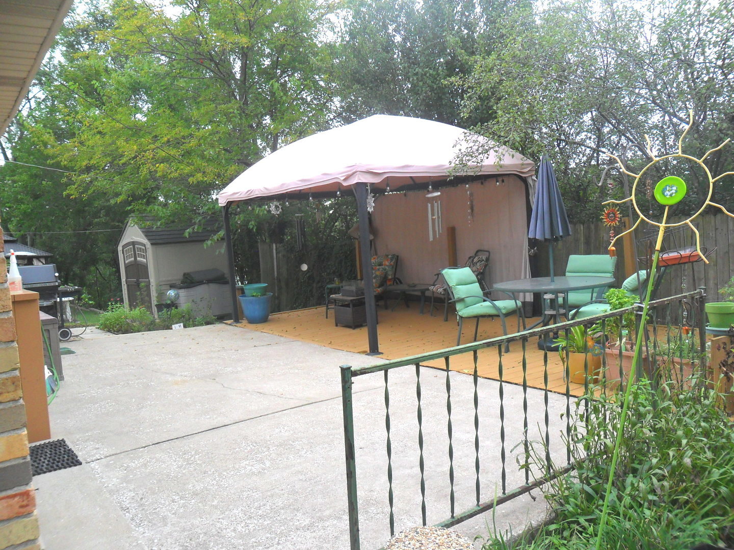 8501 S Kean Avenue Property Photo 4