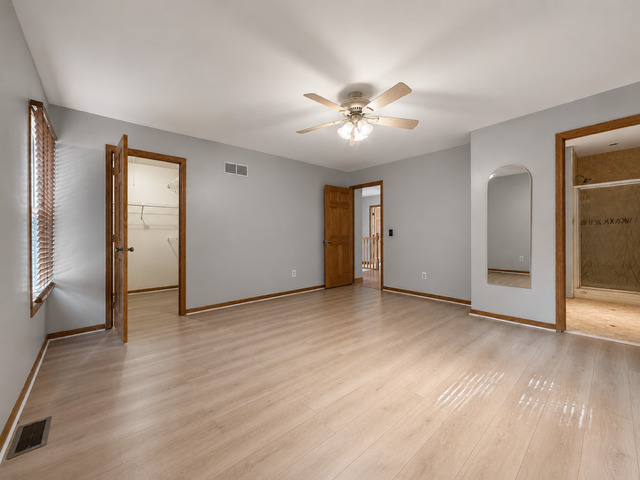 6582 Tealwood Drive Property Photo 9