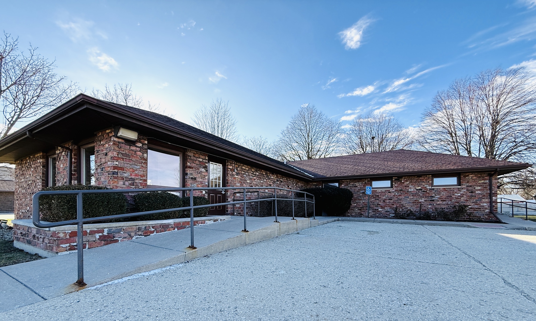 103 S John Street Property Photo 1