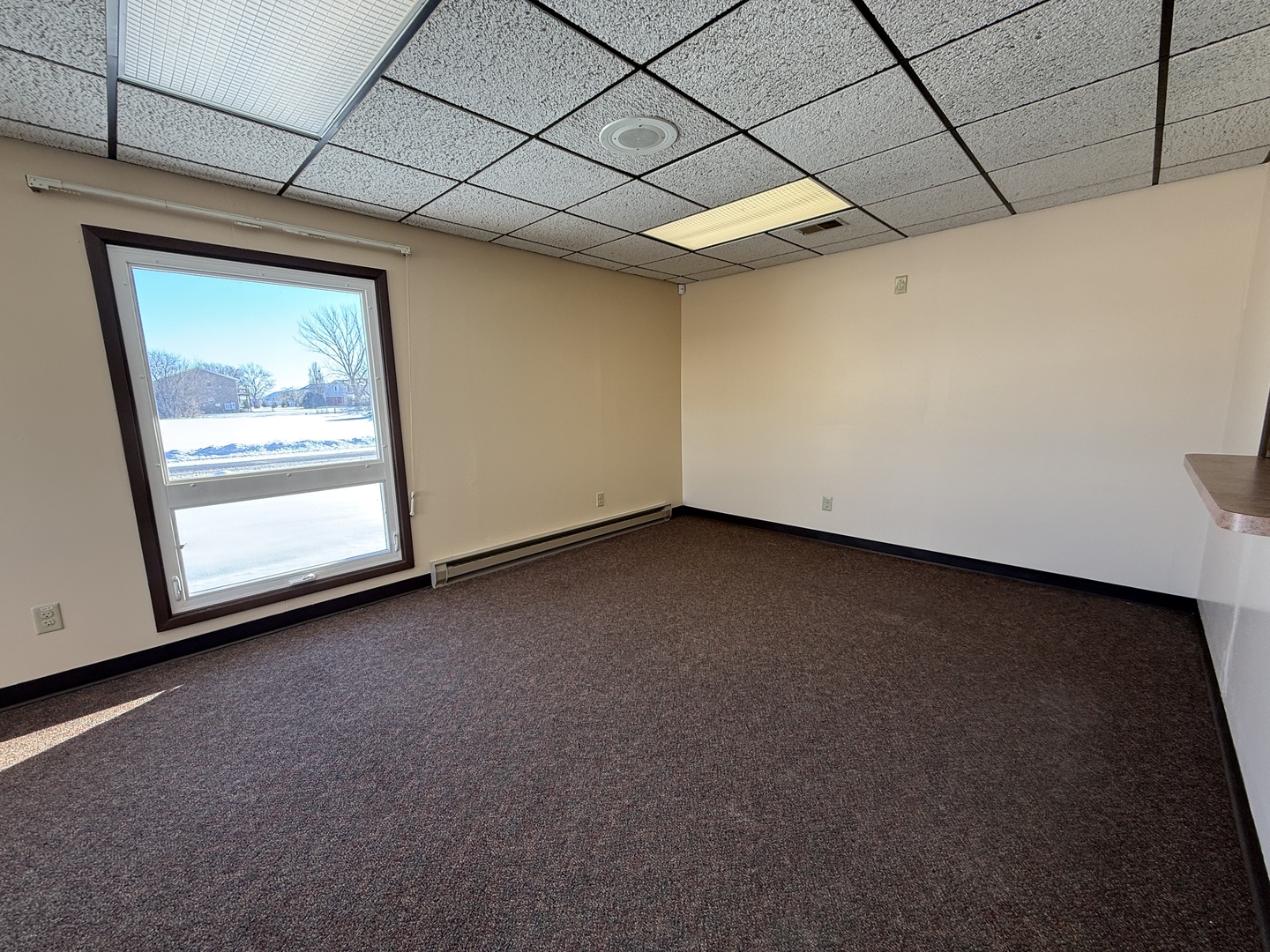 103 S John Street Property Photo 4
